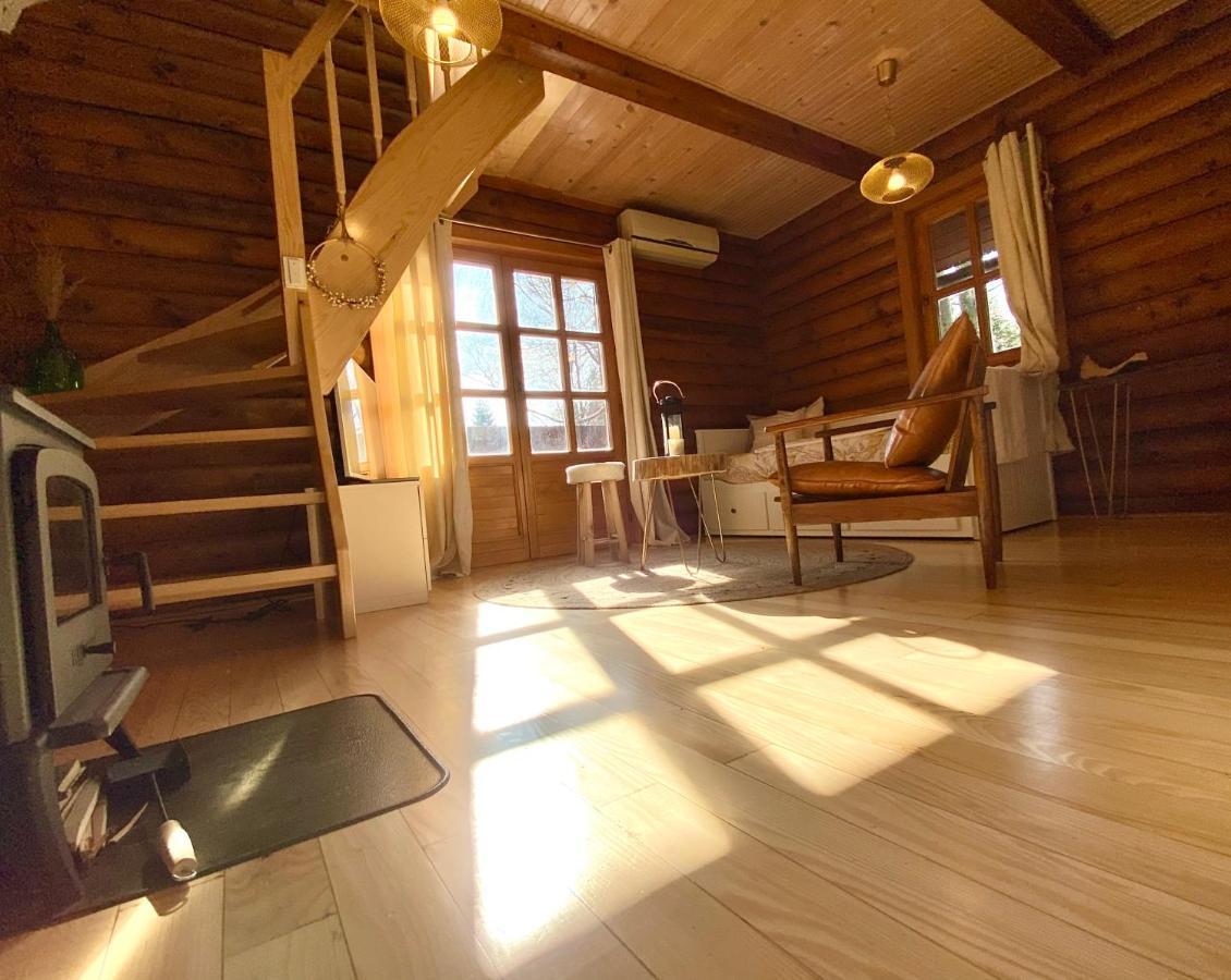 Pine Lodge Hlevci 外观 照片