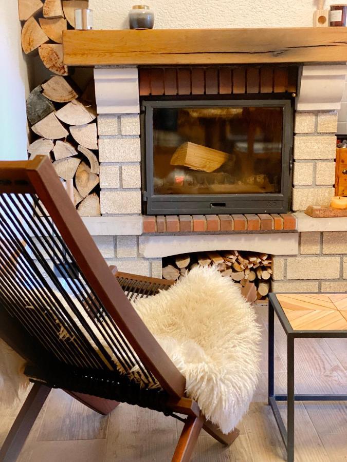 Pine Lodge Hlevci 外观 照片